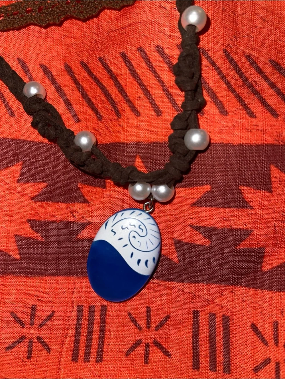 Disney Store Moana costume 5/6 top skirt necklace sash Halloween